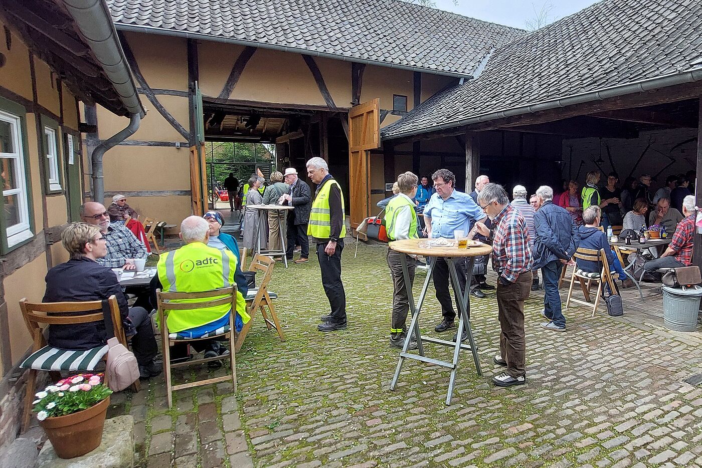 Stelldichein im Innenhof